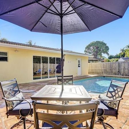 Beautiful 4 Bedrooms/Pool/Walk To Beach Deerfield Beach Exteriör bild