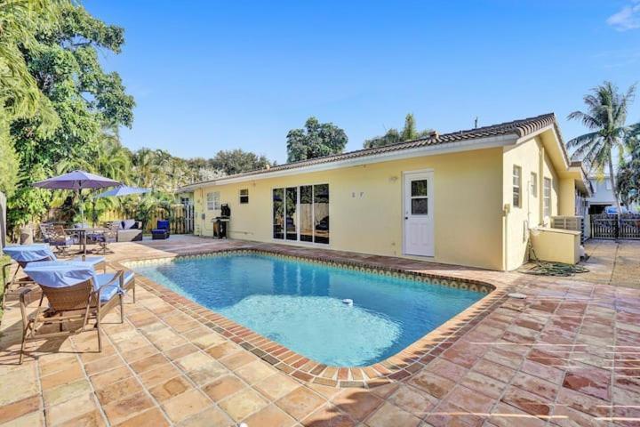 Beautiful 4 Bedrooms/Pool/Walk To Beach Deerfield Beach Exteriör bild