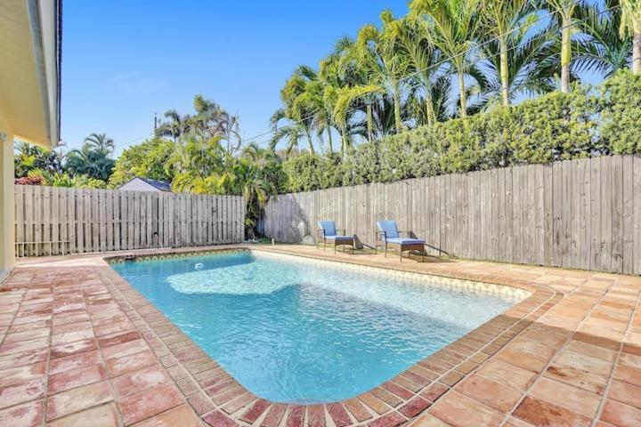 Beautiful 4 Bedrooms/Pool/Walk To Beach Deerfield Beach Exteriör bild