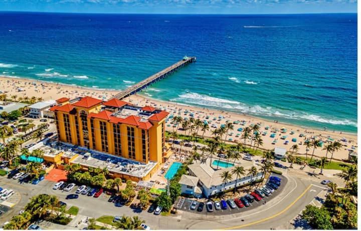 Beautiful 4 Bedrooms/Pool/Walk To Beach Deerfield Beach Exteriör bild