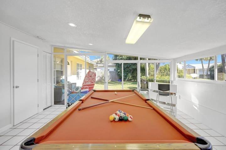 Beautiful 4 Bedrooms/Pool/Walk To Beach Deerfield Beach Exteriör bild