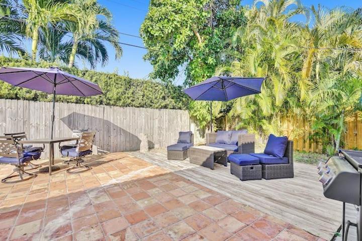 Beautiful 4 Bedrooms/Pool/Walk To Beach Deerfield Beach Exteriör bild