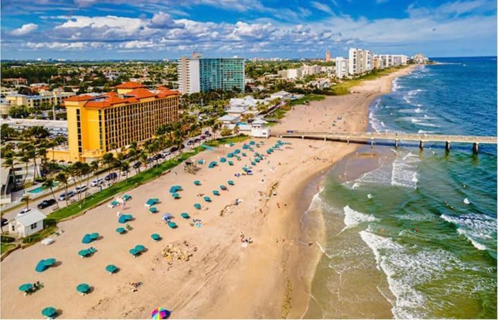 Beautiful 4 Bedrooms/Pool/Walk To Beach Deerfield Beach Exteriör bild