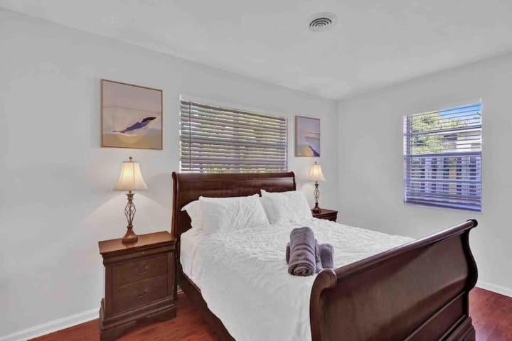 Beautiful 4 Bedrooms/Pool/Walk To Beach Deerfield Beach Exteriör bild